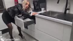 Mom’s Hand Stuck in Kitchen, Strikes Passion Deal